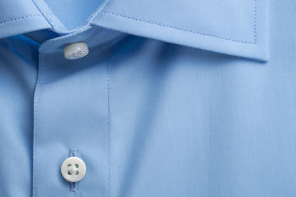 Lichtblauw overhemd