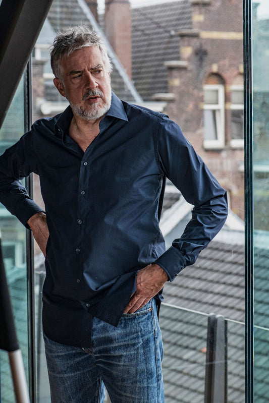 Donkerblauw overhemd